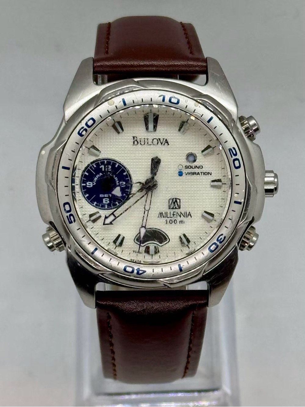 Vintage Bulova Millennium Men Quartz 100M Watch 39mm White Dial New Battery Runs